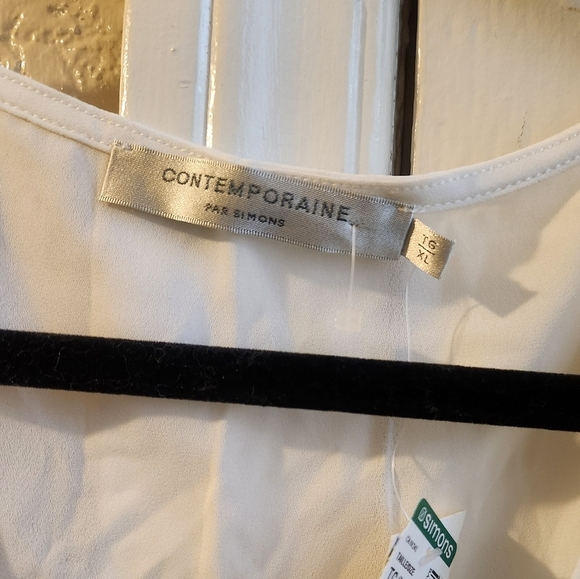 NWT- Simons Contemporaine V Neck Silky Cami - Picture 5 of 6